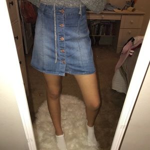 denim skirt